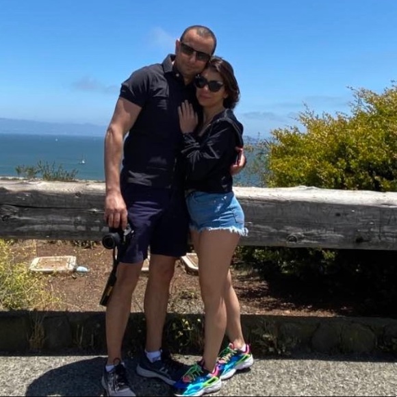 Meet your Posher, Hani - Picture 3 of 6